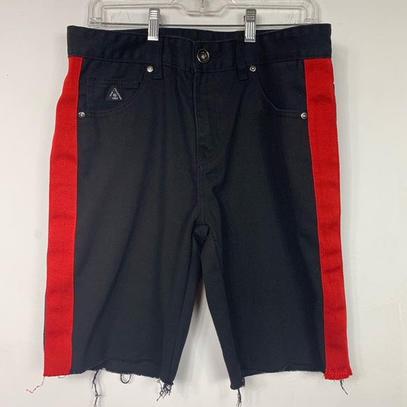 ❗️DNM collection Long Distressed Shorts - Picture 2 of 8